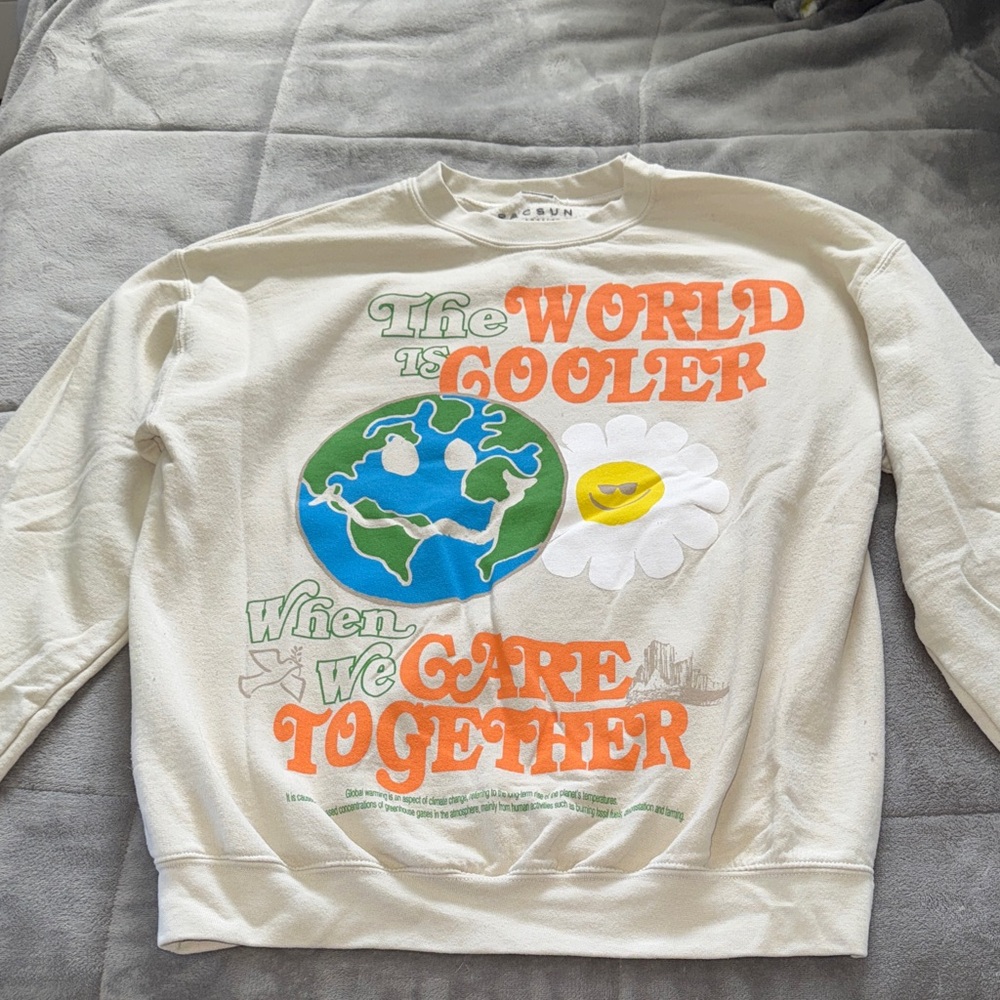 PacSun Cream Graphic Sweatshirt